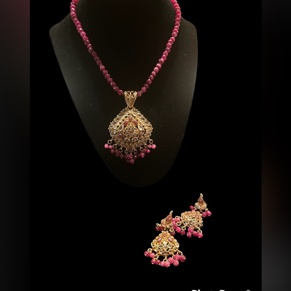 Burgundy and gold Polki necklace and earrings set
